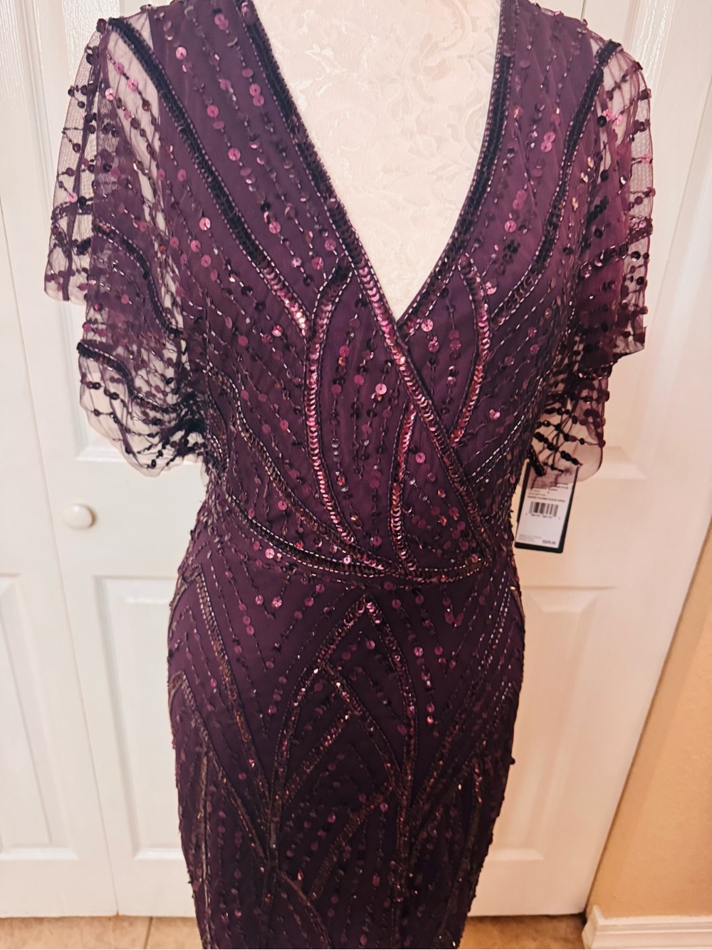 Adrianna Papell Deep Plum Beaded Sequin Dolman Sleeve Dress Size 8 NWT